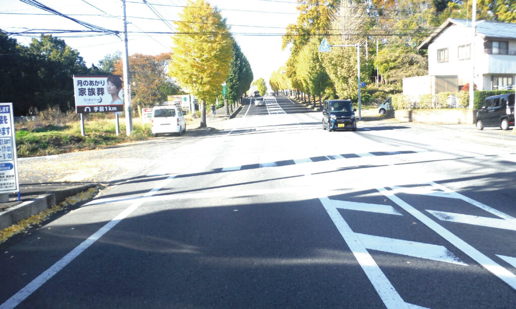 ふれあい道路沿い　月のあかり家族葬　守谷　野立て看板